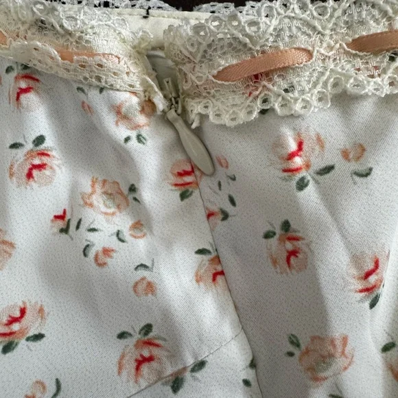 White Fox Boutique Dress - Picture 4 of 4